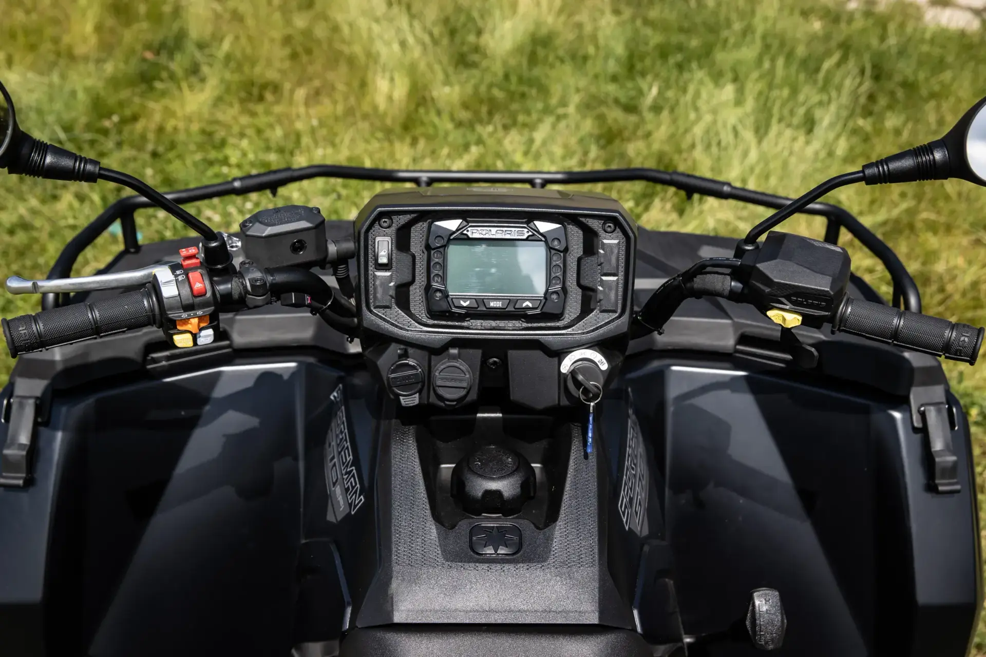Sportsman 570 détail 1